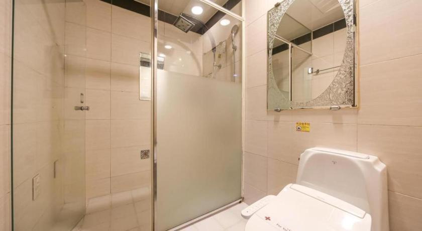 Sky Hotel Changwon Exterior photo